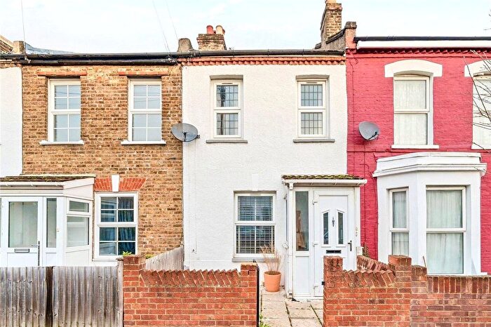 2 Bedroom Terraced House For Sale In Holland Road, London, SE25