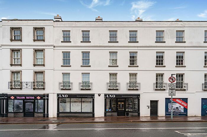 1 Bedroom Flat For Sale In Prince Regent Mews, Cheltenham, GL52