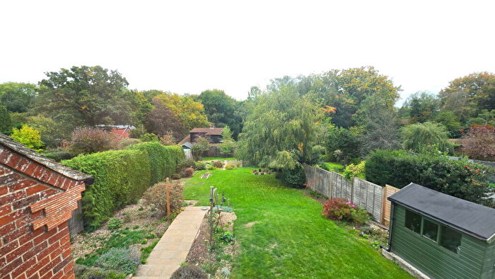 4 Bedroom Detached House For Sale In Stoney Lane, Ashmore Green, Thatcham, RG18