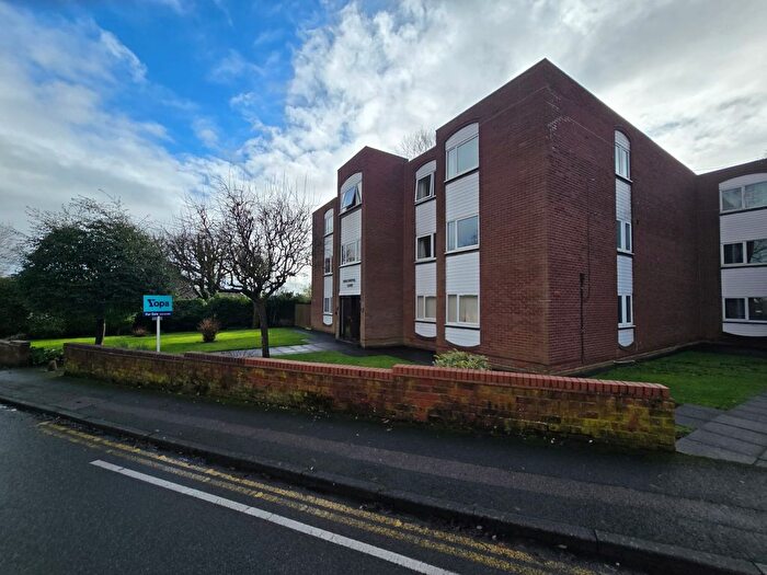 2 Bedroom Flat For Sale In Princes Avenue, Walsall, WS1