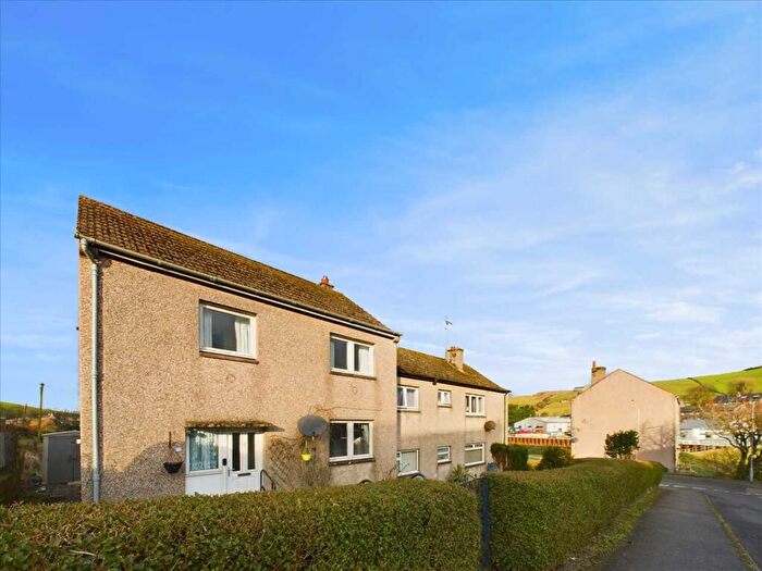 3 Bedroom Semi-Detached House For Sale In Calton Avenue, Campbeltown, PA28