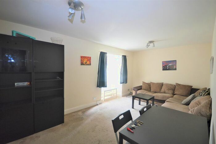 1 Bedroom Flat To Rent In Gaugain Court, London, SE16