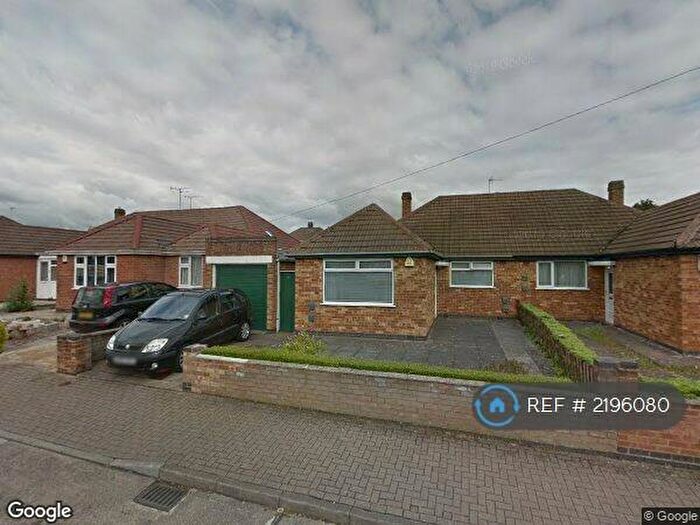 3 Bedroom Bungalow To Rent In Asquith Boulevard, Leicester, LE2