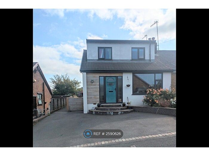 3 Bedroom Semi-Detached House To Rent In Springdale Road, Blackburn, BB6