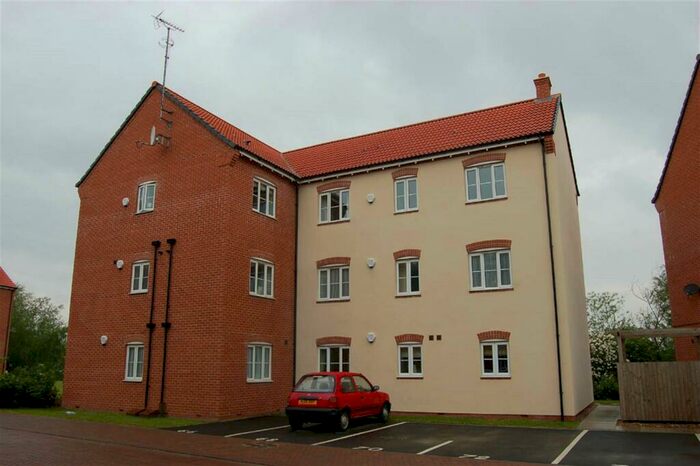 2 Bedroom Flat To Rent In Waterfields, Retford, DN22