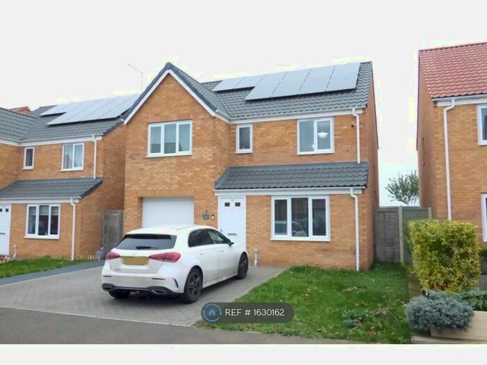 4 Bedroom Detached House To Rent In Barleycorn Way, Beck Row, Bury St. Edmunds, IP28