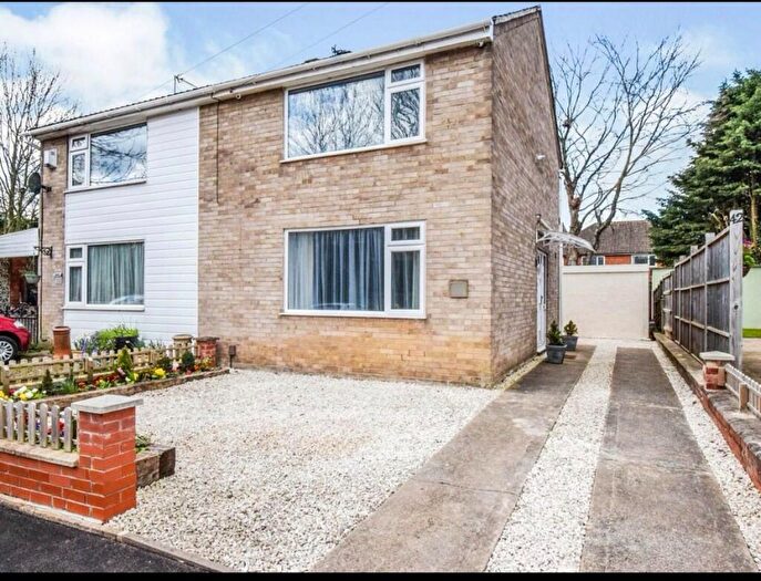 2 Bedroom Semi-Detached House For Sale In Nene Drive, Oadby, Leicester, LE2