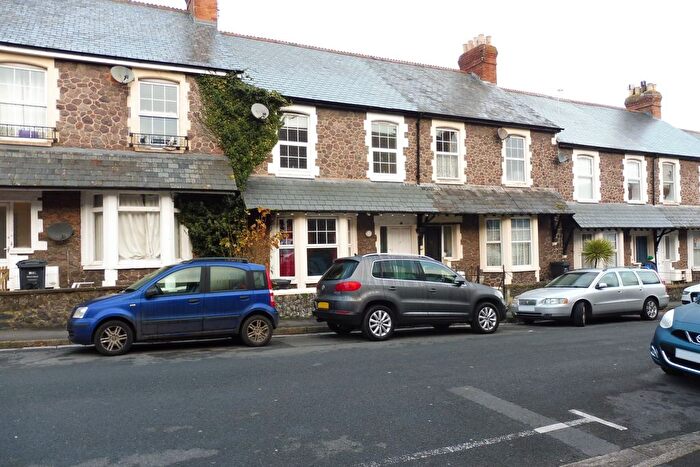 2 Bedroom Flat To Rent In Selbourne Place, Minehead, TA24