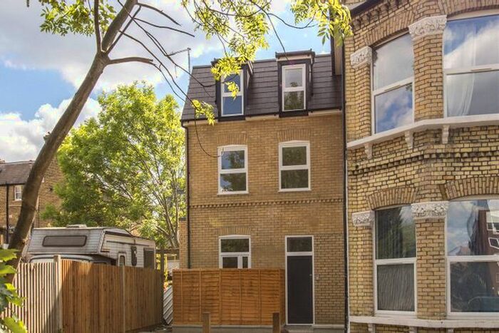 1 Bedroom Flat To Rent In Christchurch Road, London, SW2