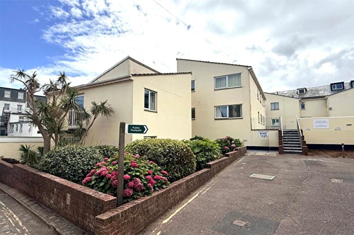 1 Bedroom Flat For Sale In Western Court, Sidmouth, Devon, EX10