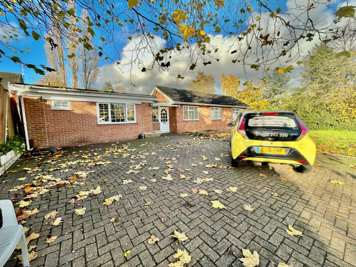 4 Bedroom Detached House To Rent In Arlington Road, Derby, Derbyshire, DE23