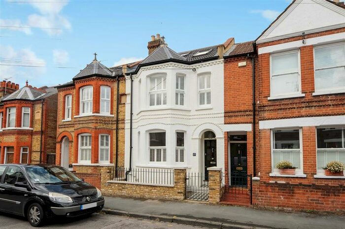 4 Bedroom Terraced House To Rent In Queens Road, Windsor, SL4