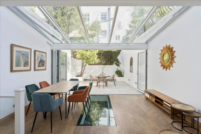 4 Bedroom Terraced House To Rent In Pottery Lane, London, W11