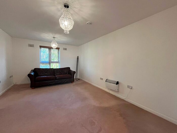 2 Bedroom Flat To Rent In St. Austell Way, Swindon, SN2