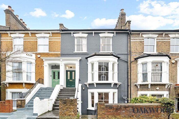 1 Bedroom Flat For Sale In Farleigh Road, Stoke Newington, N16