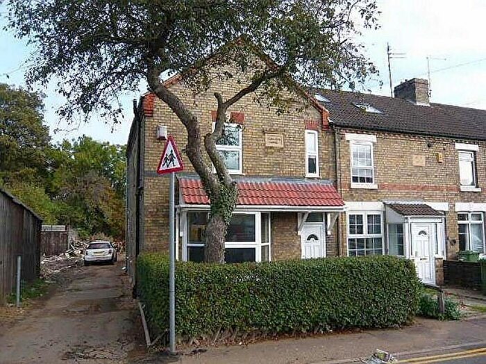 1 Bedroom Flat To Rent In New Road, Woodston, Peterborough, PE2