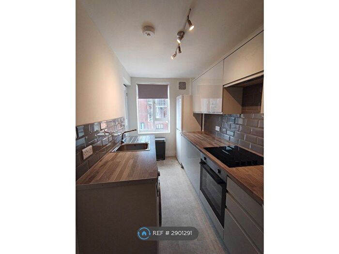 1 Bedroom Flat To Rent In Crendon St, High Wycombe, HP13