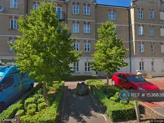 2 Bedroom Flat To Rent In Masters House, Aylesbury, HP21