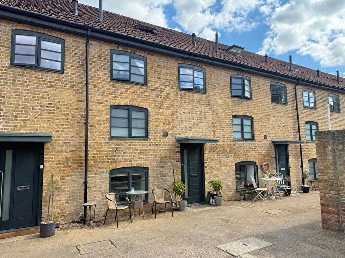 3 Bedroom Terraced House For Sale In Malthouse Mews, Ware, SG12