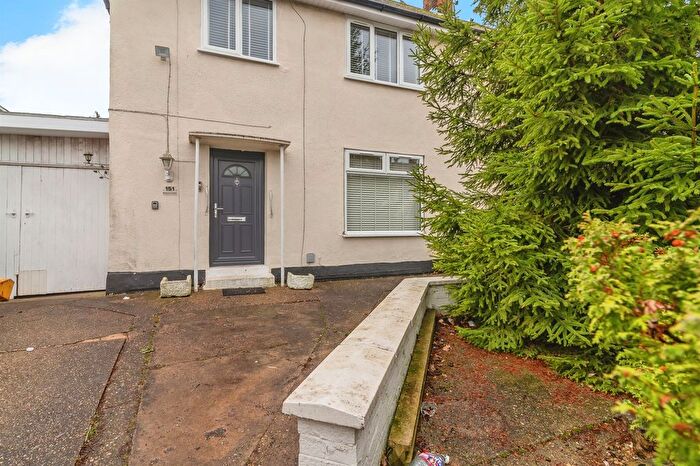 3 Bedroom Semi-Detached House For Sale In Bramerton Road, Nottingham, NG8