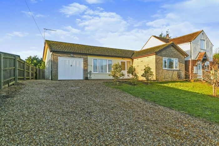 2 Bedroom Bungalow For Sale In Low Road, Walpole Cross Keys, King's Lynn, Norfolk, PE34