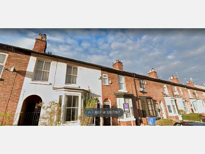 2 Bedroom Terraced House To Rent In Byrom Street, Hale WA14