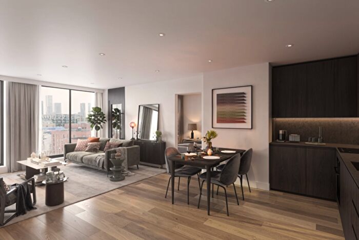 1 Bedroom Apartment For Sale In Trinity Way, Salford, M3