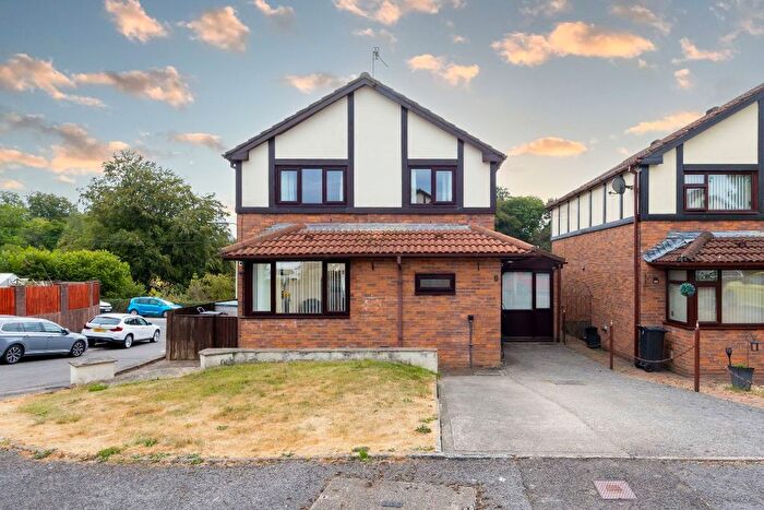 3 Bedroom Detached House For Sale In Beechcroft, Trelewis, Treharris, CF46