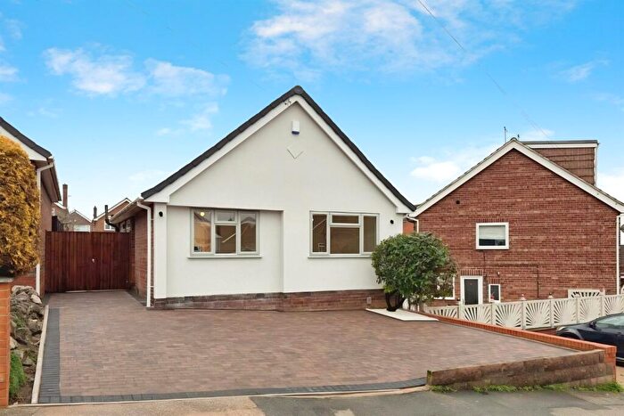 2 Bedroom Detached House For Sale In Redland Close, Beeston, NG9