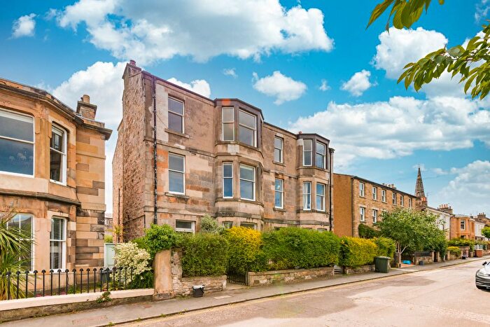 5 Bedroom Flat For Sale In / Regent Street, Portobello, EH15