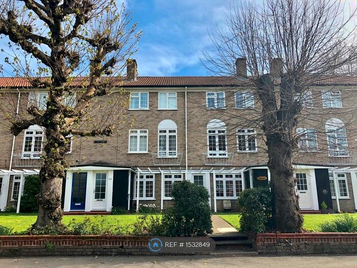 2 Bedroom Flat To Rent In Glenbuck Road, Surbiton, KT6