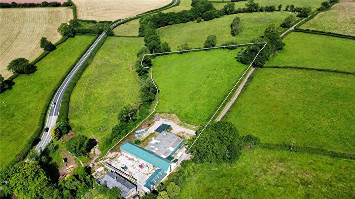 Equestrian Property For Sale In Pengenffordd, Talgarth, Powys, LD3