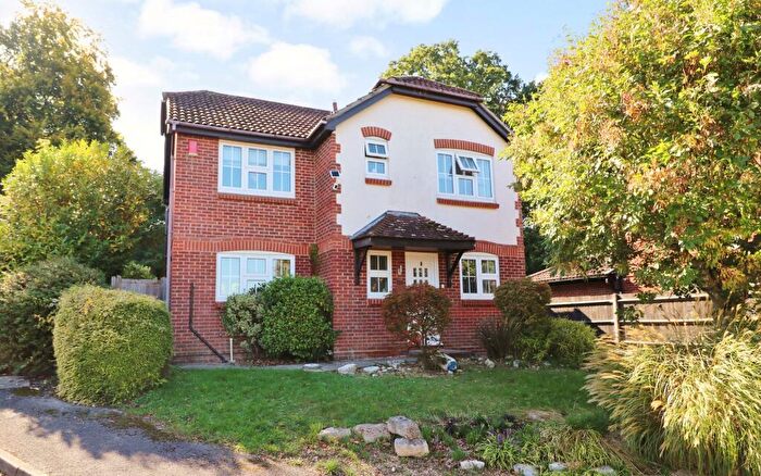 4 Bedroom Detached House For Sale In Firs Drive, Hedge End, SO30