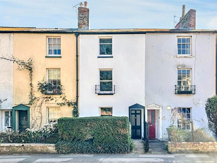 4 Bedroom Terraced House For Sale In St. Andrews Road, Bridport, DT6