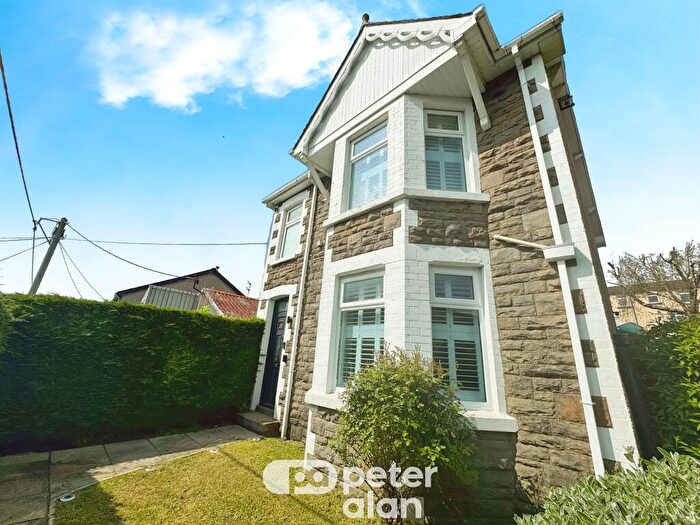 3 Bedroom Detached House For Sale In Stanley Road, Garndiffaith, Pontypool, NP4
