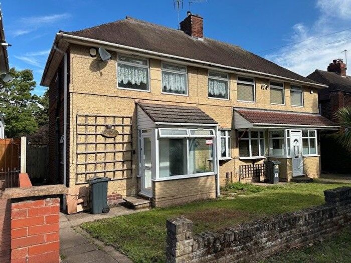 3 Bedroom Semi-Detached House To Rent In Firsby Road, Birmingham, B32