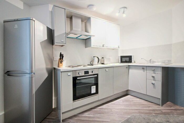 2 Bedroom Flat To Rent In Eassons Angle, West End, Dundee, DD2