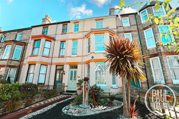 6 Bedroom Terraced House For Sale In London Road South, Lowestoft, NR33