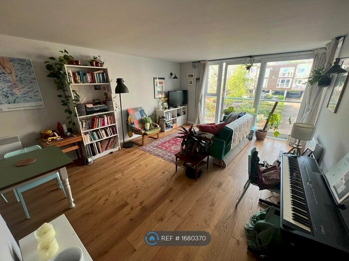 1 Bedroom Flat To Rent In Borland Road, London, SE15