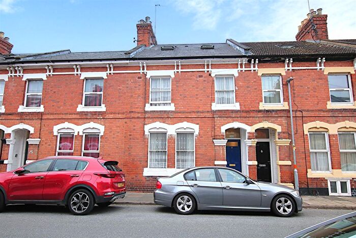 6 Bedroom Terraced House For Sale In St. Pauls Road, Semilong, NN2