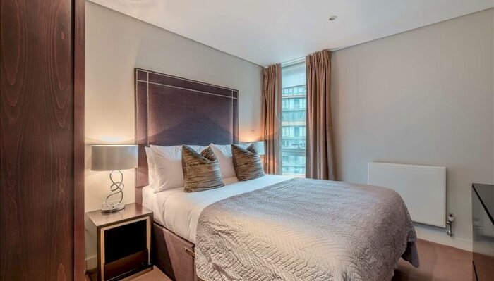 3 Bedroom Flat To Rent In Merchant Square East, London, W2