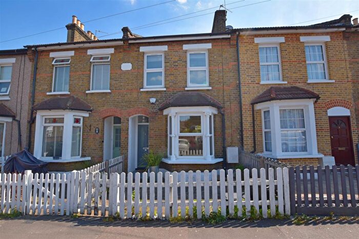 3 Bedroom Terraced House To Rent In Cowslip Road, South Woodford, E18