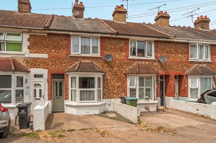 2 Bedroom Terraced House For Sale In Highfield Road, Bognor Regis, PO22
