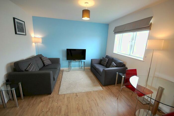 2 Bedroom Flat To Rent In Spencer Court, Froghall Terrace, City Centre, Aberdeen, AB24
