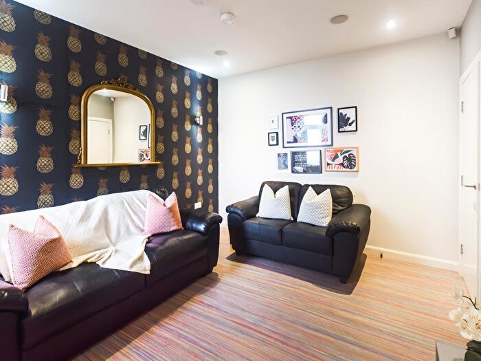 6 Bedroom Terraced House To Rent In Boughey Road, Stoke, ST4