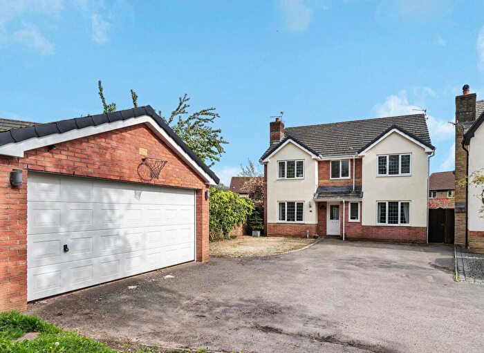 5 Bedroom Detached House For Sale In Chestnut Close, Machen, CF83