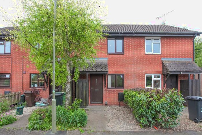 2 Bedroom Terraced House To Rent In Lincoln Gardens, Didcot, OX11