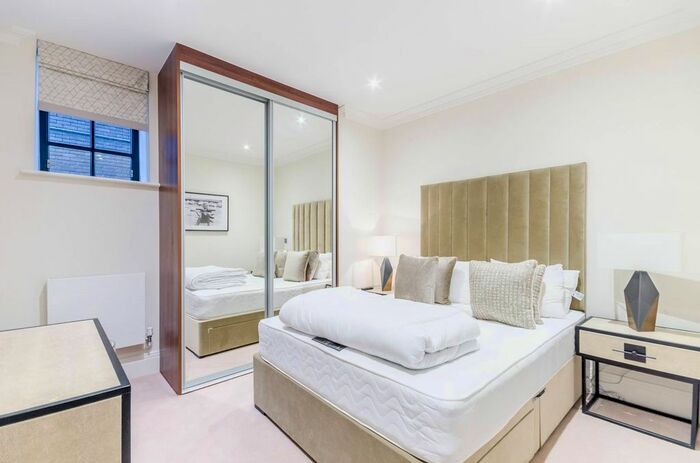 1 Bedroom Flat To Rent In Rainville Road, Hammersmith, London, W6