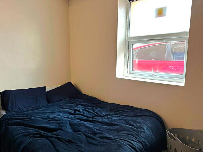 1 Bedroom Apartment To Rent In Ffordd Y Ffynnon, Bangor, Gwynedd, LL57