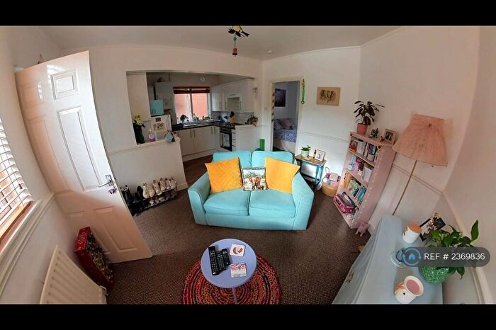 1 Bedroom Flat To Rent In Fletcher Road, Beeston, Nottingham, NG9